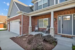 3679 Broadleaf Ave, Elgin, IL 60124 - Photo 2