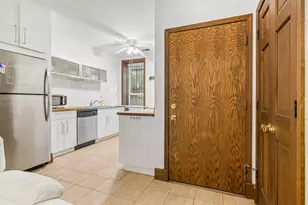 869 N Lasalle St, Chicago, IL 60610 - Photo 2