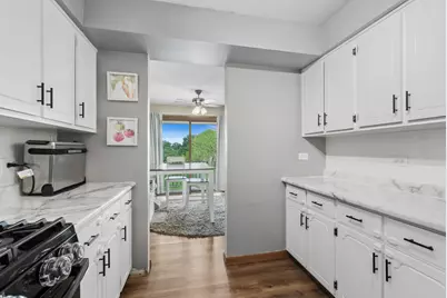 10704 Kilpatrick Avenue #3B, Oak Lawn, IL 60453 - Photo 10