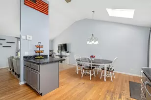0N170 Sarana Ave, West Chicago, IL 60185 - Photo 8