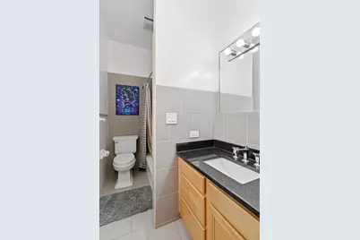 5739 N Winthrop Avenue #1, Chicago, IL 60660 - Photo 32