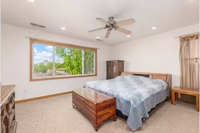 8233 N Octavia Avenue, Niles, IL 60714 - Photo 12