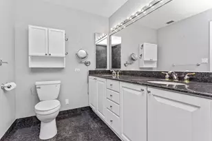 205 Rivershire Ln, Lincolnshire, IL 60069 - Photo 22