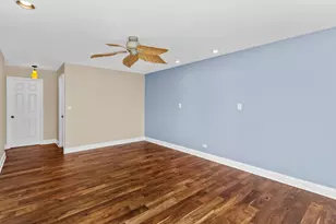 205 Rivershire Ln, Lincolnshire, IL 60069 - Photo 20