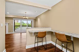 205 Rivershire Ln, Lincolnshire, IL 60069 - Photo 12
