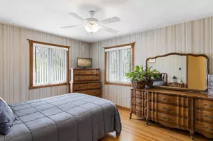 506 Forest Preserve Dr, Wood Dale, IL 60191 - Photo 12