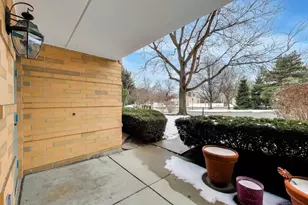710 Creekside Dr, Mount Prospect, IL 60056 - Photo 26