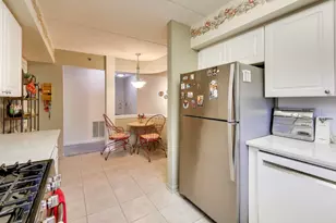 710 Creekside Dr, Mount Prospect, IL 60056 - Photo 14