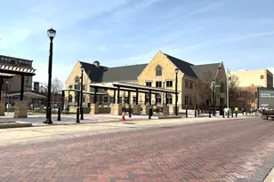 224 E Cass St, Joliet, IL 60432 - Photo 16