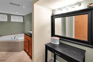 [Address not provided], Aurora, IL 60506 - Photo 24
