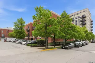 944 W 15th Pl, Chicago, IL 60608 - Photo 24