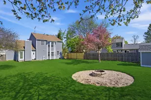 7 Arthur Ct, Streamwood, IL 60107 - Photo 34
