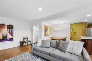 1585 Ridge Ave, Evanston, IL 60201 - Photo 4