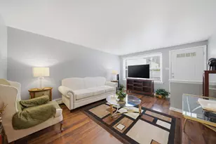 6950 S Cregier Ave, Chicago, IL 60649 - Photo 2