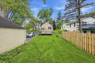 3216 Midway Dr, Island Lake, IL 60042 - Photo 22