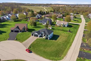 391 Teaberry Ct, Roscoe, IL 61073 - Photo 42