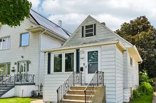 1104 N 12th Ave, Melrose Park, IL 60160 - Photo 18
