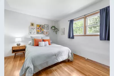 [Address not provided], Downers Grove, IL 60516 - Photo 8