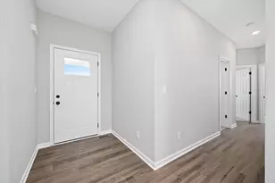 427 Riverbend Dr, Genoa, IL 60135 - Photo 10