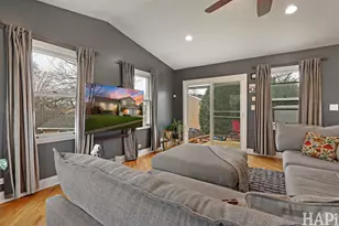 725 Buffalo Cir, Carol Stream, IL 60188 - Photo 10