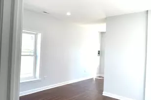 224 E Cass St, Joliet, IL 60432 - Photo 32