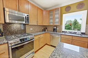 1N589 Goodrich Ave, Glen Ellyn, IL 60137 - Photo 10