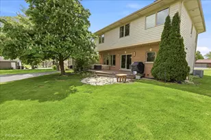 1N589 Goodrich Ave, Glen Ellyn, IL 60137 - Photo 22