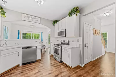 1070 Lily Field Lane, Bolingbrook, IL 60440 - Photo 8