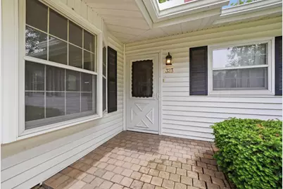 323 E Dresser Road, Dekalb, IL 60115 - Photo 4