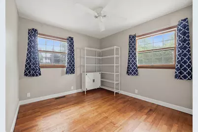 323 E Dresser Road, Dekalb, IL 60115 - Photo 26