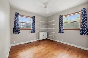 323 E Dresser Rd, Dekalb, IL 60115 - Photo 26