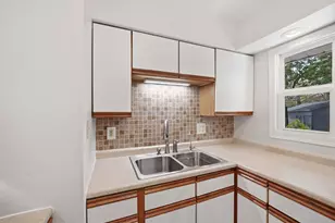 1610 Sunrise Dr, Dekalb, IL 60115 - Photo 12