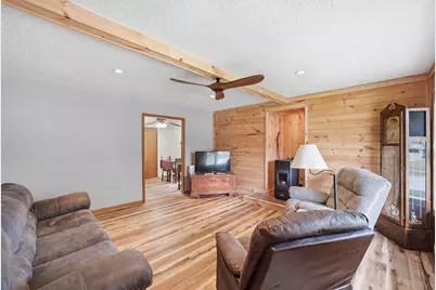 1610 Sunrise Drive, Dekalb, IL 60115 - Photo 8