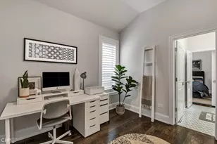 2447 N Greenview Ave, Chicago, IL 60614 - Photo 34