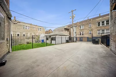 2702 W Cermak Road, Chicago, IL 60608 - Photo 2