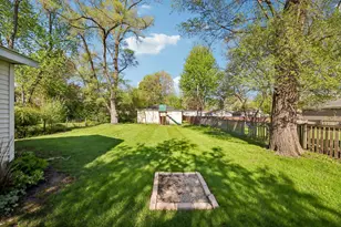 158 N Garfield Ave, Mundelein, IL 60060 - Photo 34