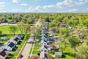 158 N Garfield Ave, Mundelein, IL 60060 - Photo 42