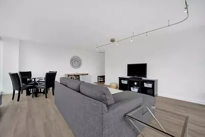 340 W Diversey Parkway #1216, Chicago, IL 60657 - Photo 6