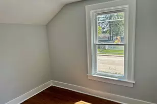 121 N Hickory St, Manteno, IL 60950 - Photo 8