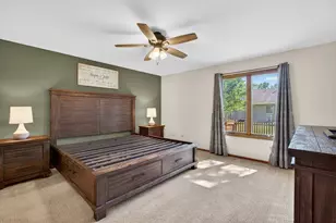 212 Huntington Ct, Shorewood, IL 60404 - Photo 8