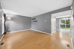 2070 Whitmore Dr, Romeoville, IL 60446 - Photo 4