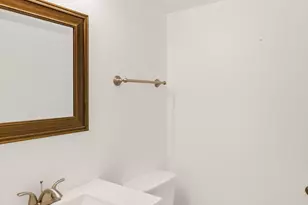 5903 Delaware Ave, Gurnee, IL 60031 - Photo 10