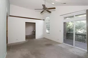 725 Deep Wood Ct, Elk Grove Village, IL 60007 - Photo 16