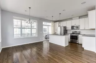 822 Center St, Des Plaines, IL 60016 - Photo 6