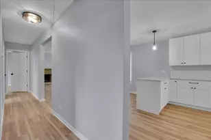 312 S Oak St, Palatine, IL 60067 - Photo 8