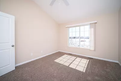 637 Stonegate Drive #CO, Sycamore, IL 60178 - Photo 6