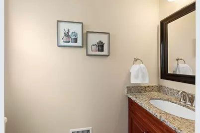 2426 S Shag Bark Trail, Arlington Heights, IL 60005 - Photo 14