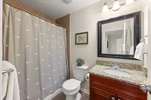 2426 S Shag Bark Trail, Arlington Heights, IL 60005 - Photo 20