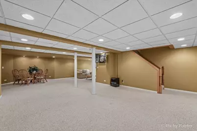 2400 Wyeth Drive, West Chicago, IL 60185 - Photo 32