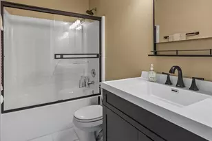 2400 Wyeth Dr, West Chicago, IL 60185 - Photo 22